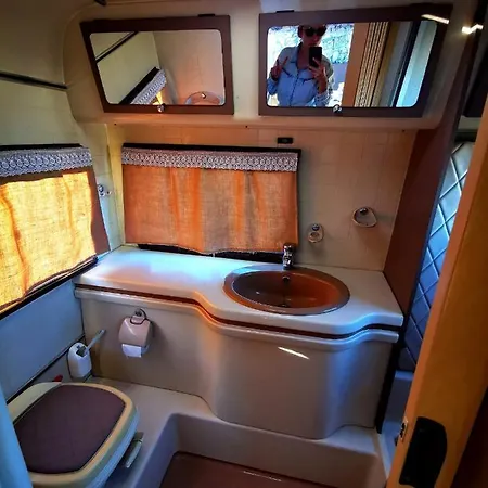 Rent A Blueclassics 's Campervan Le Voyageur In Algarve Au Portugal * Portimao